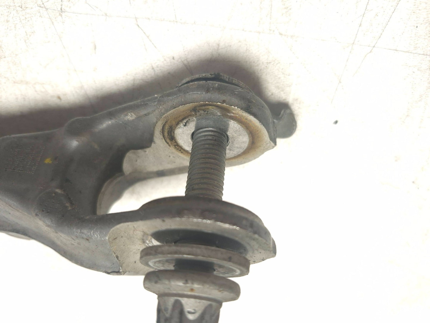 2024 Alfa Romeo Stelvio Control Arm Rear Driver Side Left 2 Pcs OEM