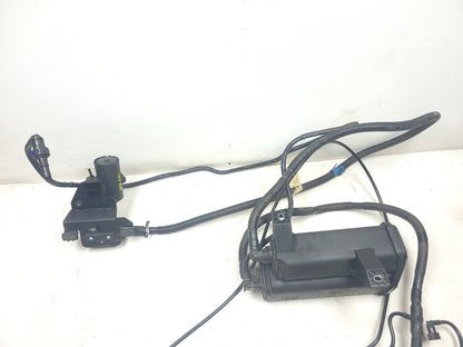 2007 Range Rover 4.2l Fuel Vapor Canister W/ Valve OEM