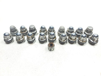 2007-2013 Mitsubishi Outlander Wheel Lug Nut 19pcs OEM