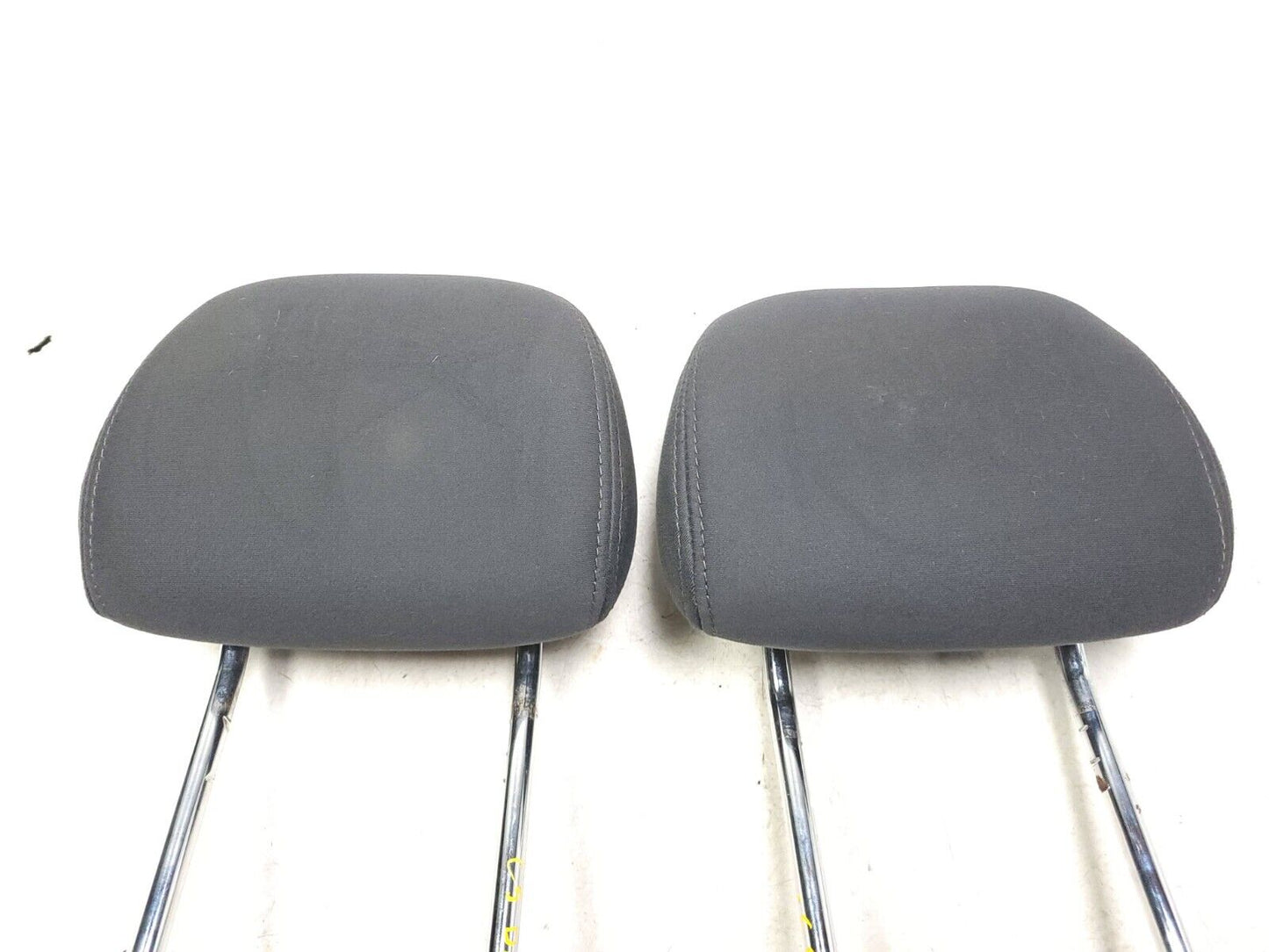 07-11 Dodge Caliber Front Seat Headrest Pair OEM ✅