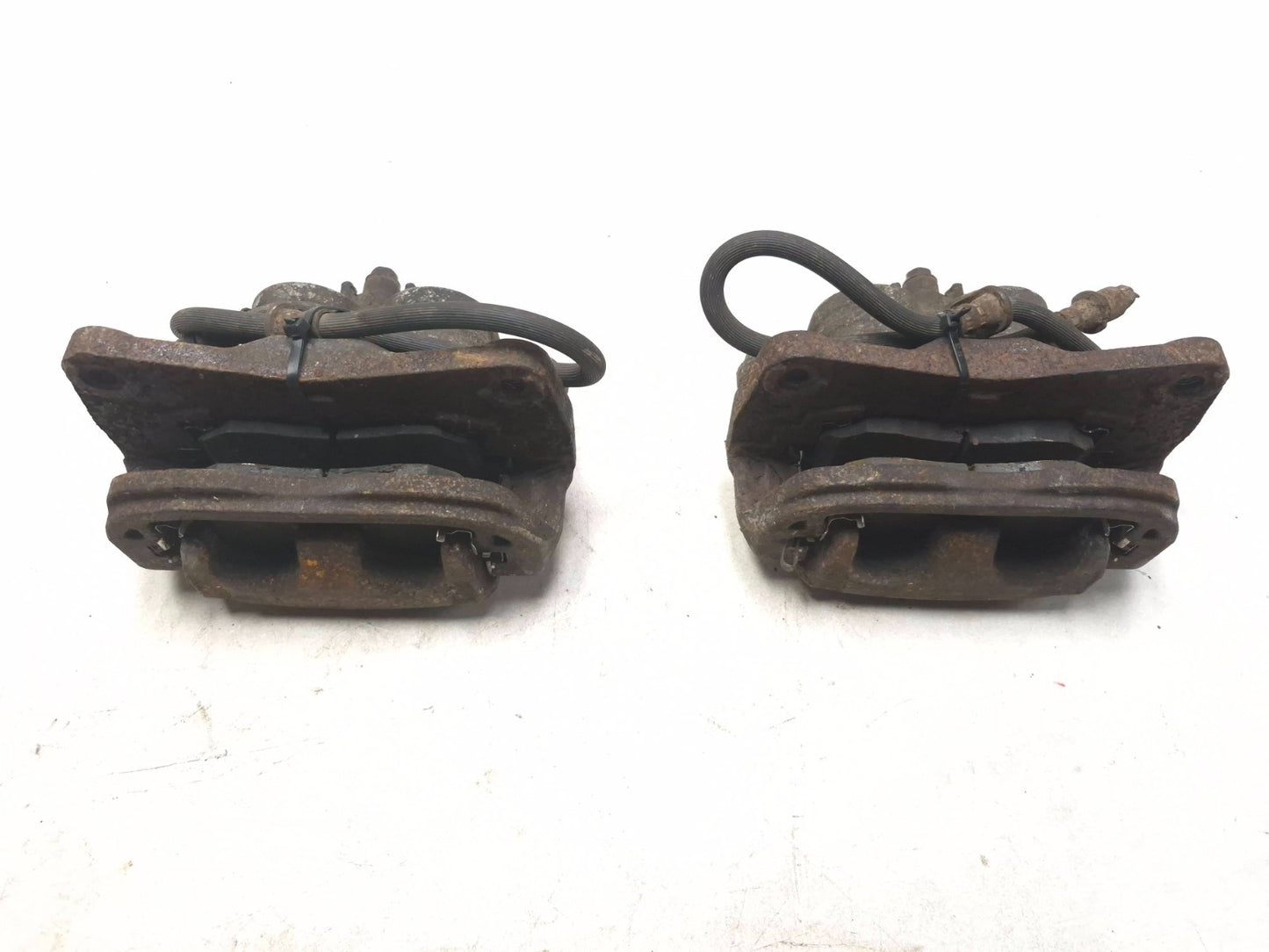 2010 Subaru Legacy Brake Caliper Front Left & Right OEM