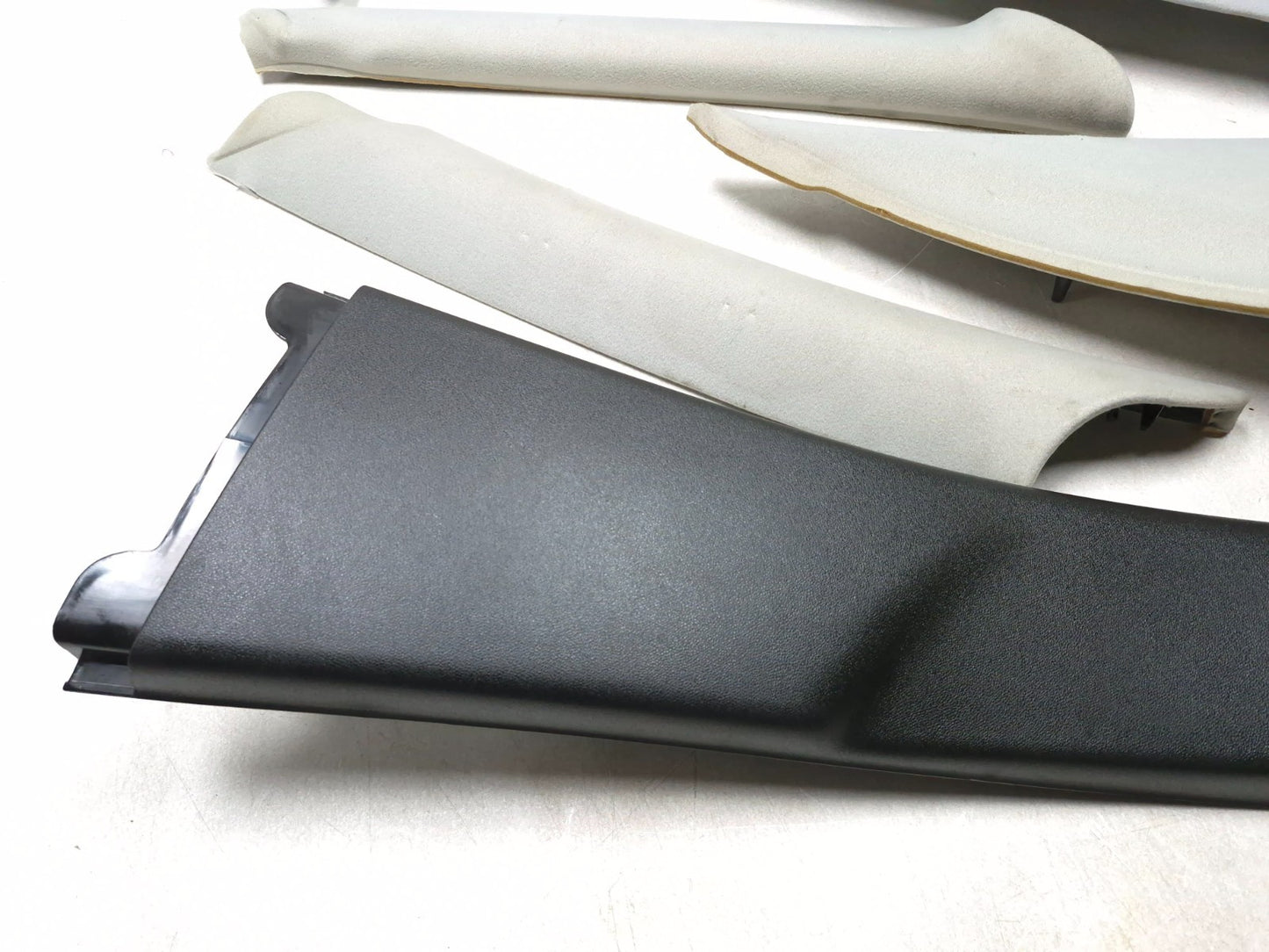 2007 Saab 9-5 Aero A-pillar & B-pillar & C-pillar Molding Trim Kit OEM