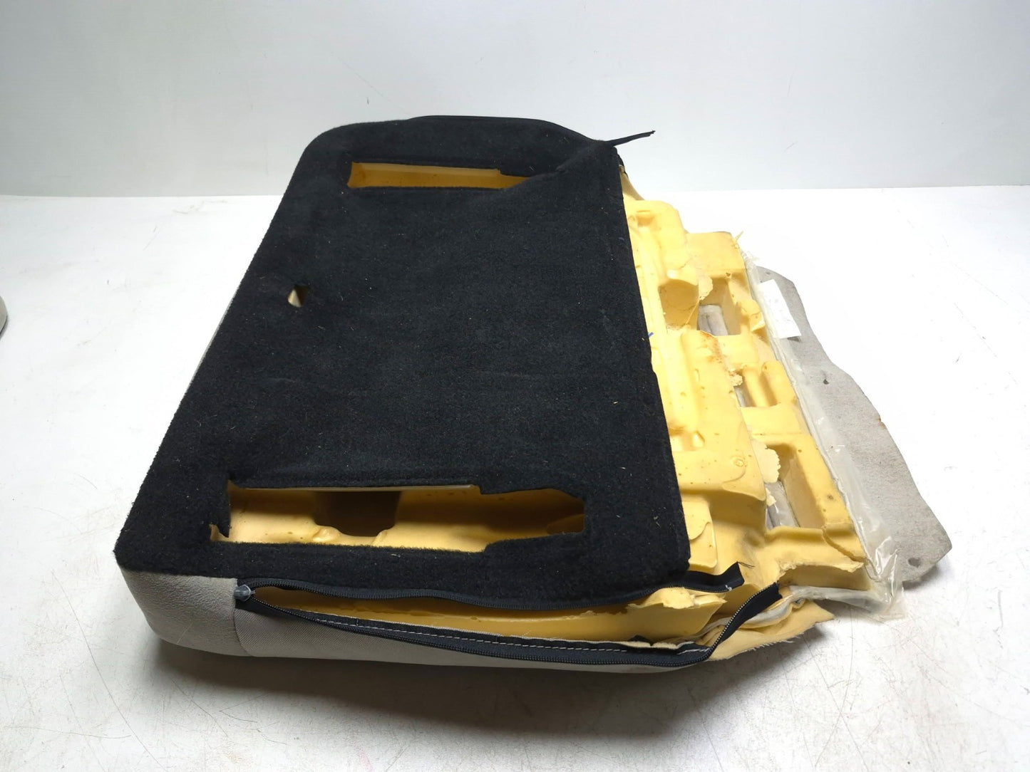 2016 Dodge Grand Caravan 3 Row Lower Seat Foam Cushion Driver Side OEM
