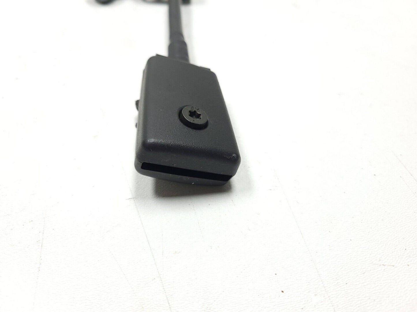 2010-2017 Chevrolet Equinox Front Right Passenger Seat Belt Buckle Tensioner OEM