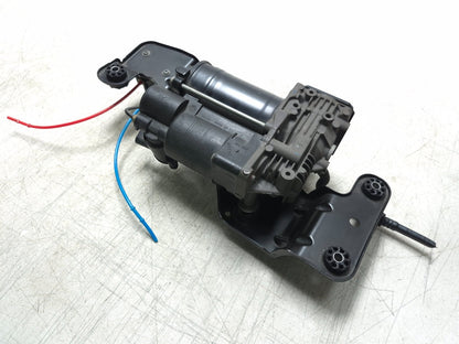 2008 BMW X6 E71 Air Suspension Compressor Pump OEM