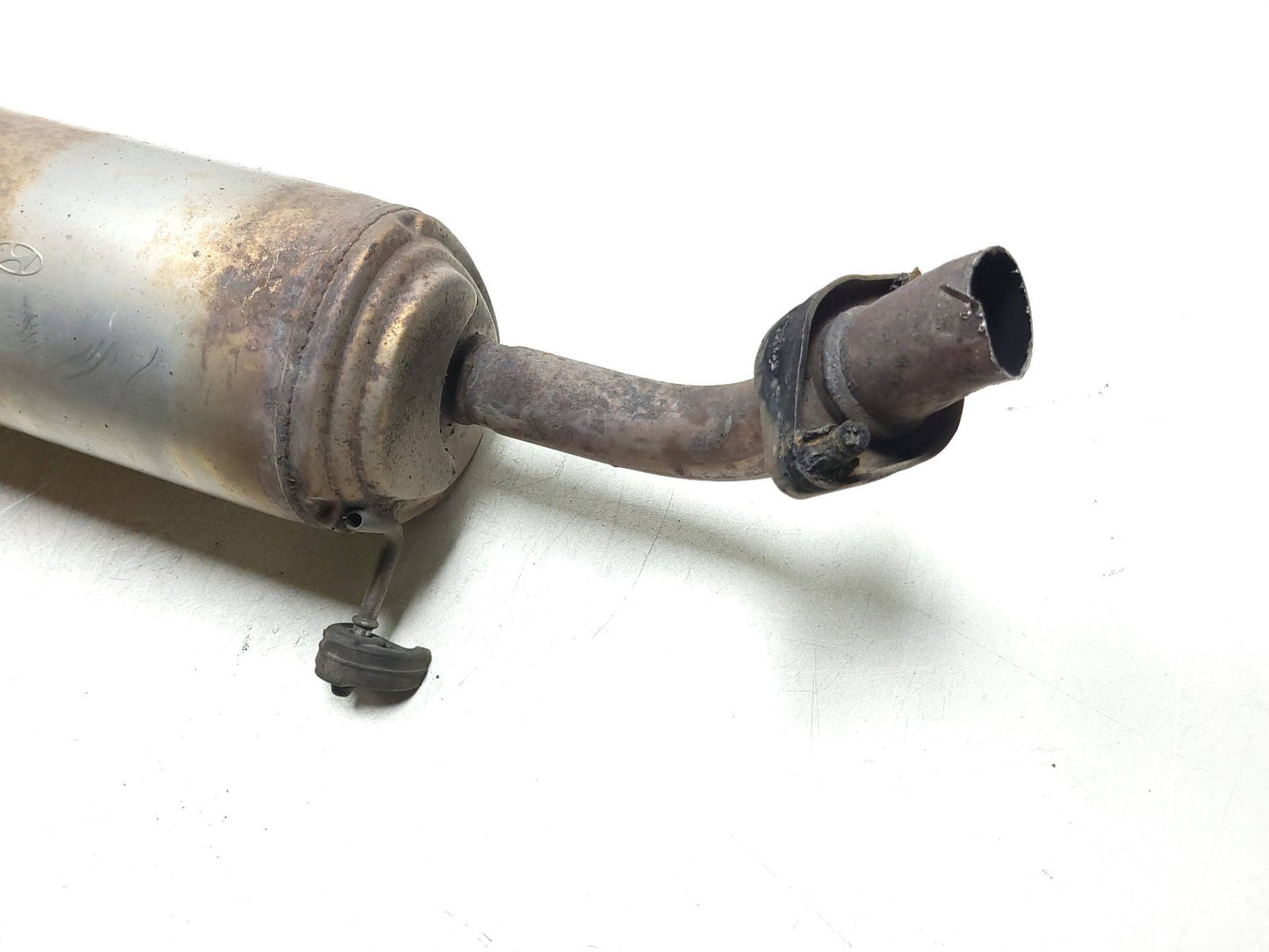 2012-2017 Hyundai Accent Sedan 1.6l Rear Exhaust Muffler OEM 28710-1r220