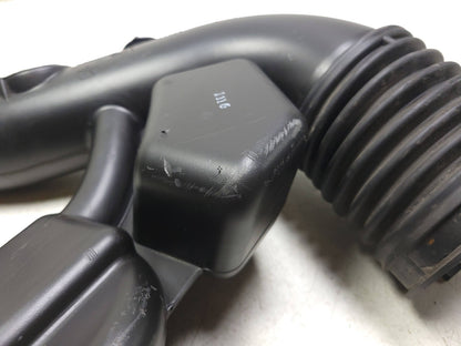 2016 Dodge Durango Engine Air Intake Hose Pipe 3.6l OEM