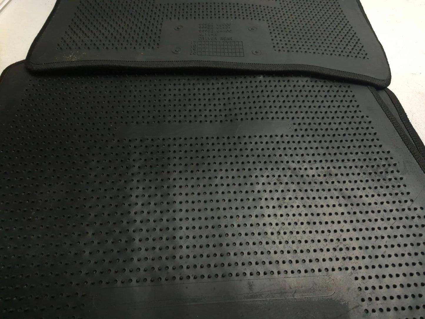 2018 Nissan Altima Floor Mat Carpet Front & Rear 4pcs OEM