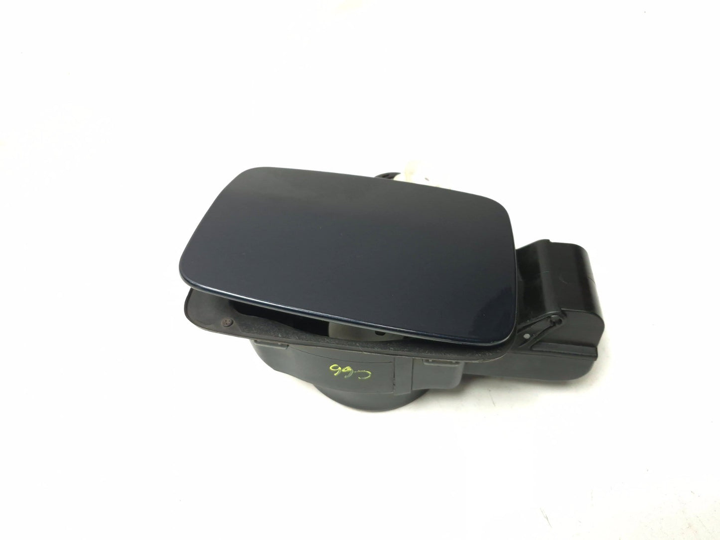 2012 Hyundai Sonata Fuel Tank Door Lid Filler Cap OEM
