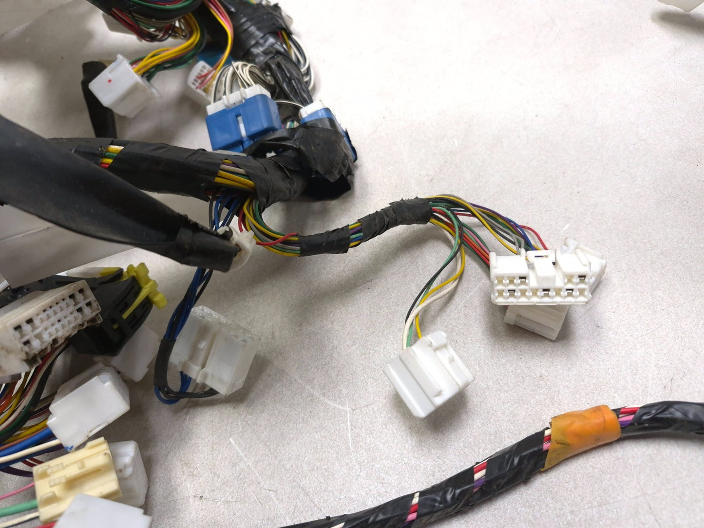 2004 Toyota Prius Dash Wire Harness OEM