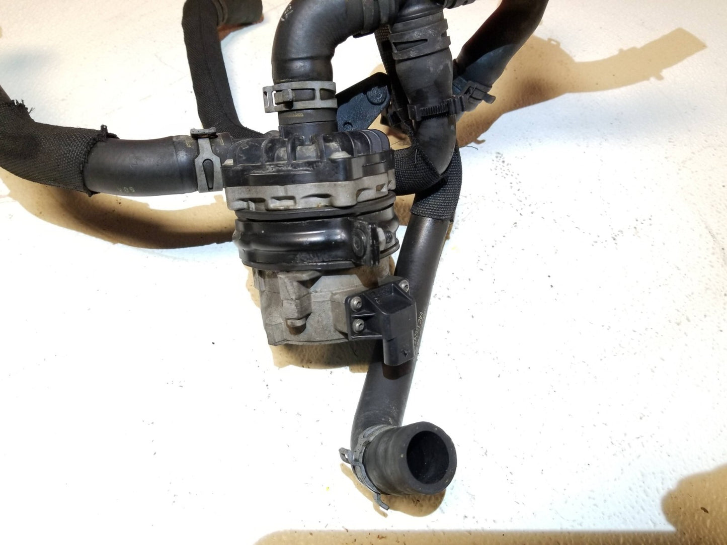 2014 Audi A6 C7 Engine Auxiliary Coolant Water Pump W/ Hose OEM