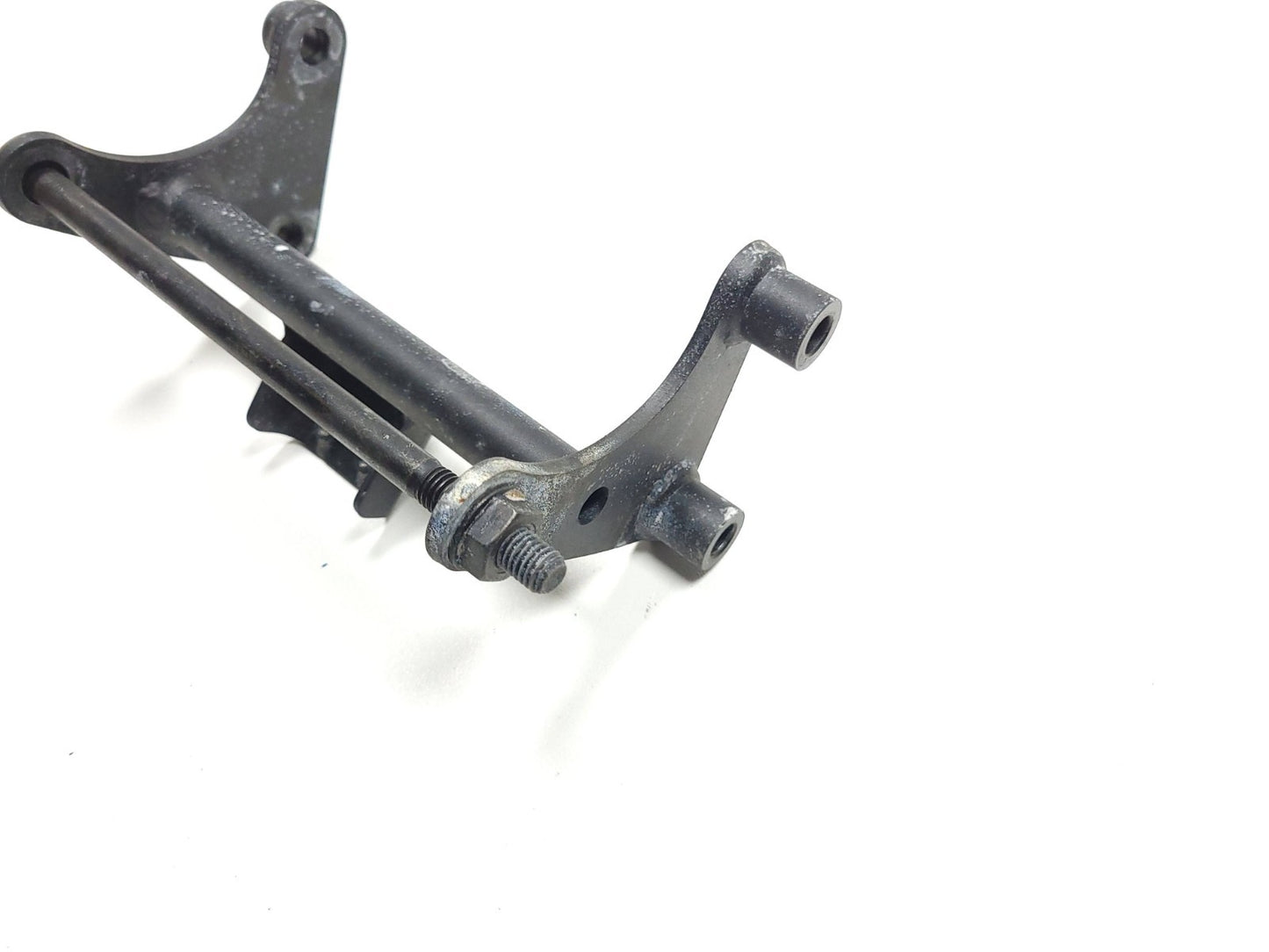 2016 Harley-davidson Street Xg750 Front Lower Engine Motor Mount Bracket OEM