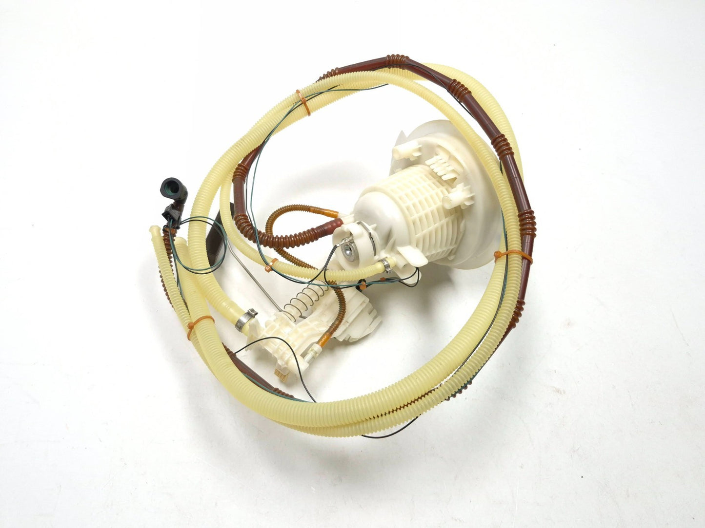 2015 Dodge Challenger Fuel Pump Assembly OEM