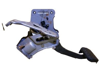 2017 Cadillac Xt5 Brake Pedal OEM