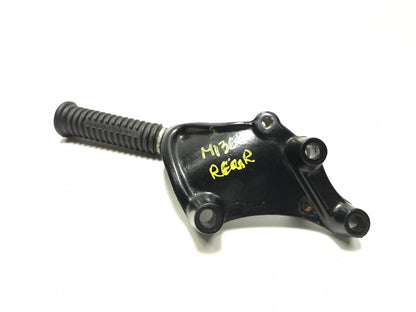 2020 Harley-davidson Sportster Xl1200 Rear Foot Peg & Mount Bracket Right OEM