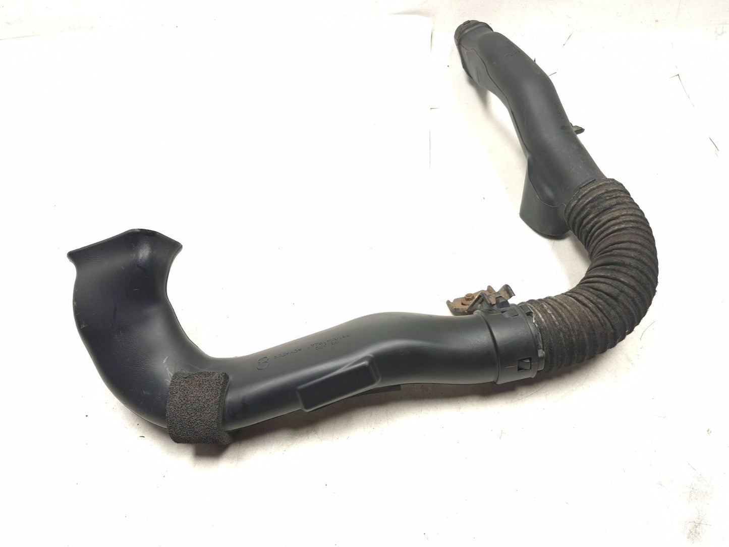 2010 Lexus Hs250h Air Cleaner Intake Inlet Duct Tube  OEM