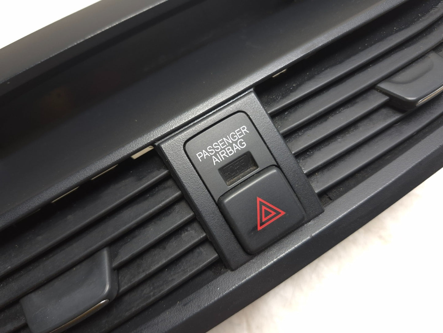2008 Acura Tl Center Dash AC Heater Air Vent & Display OEM