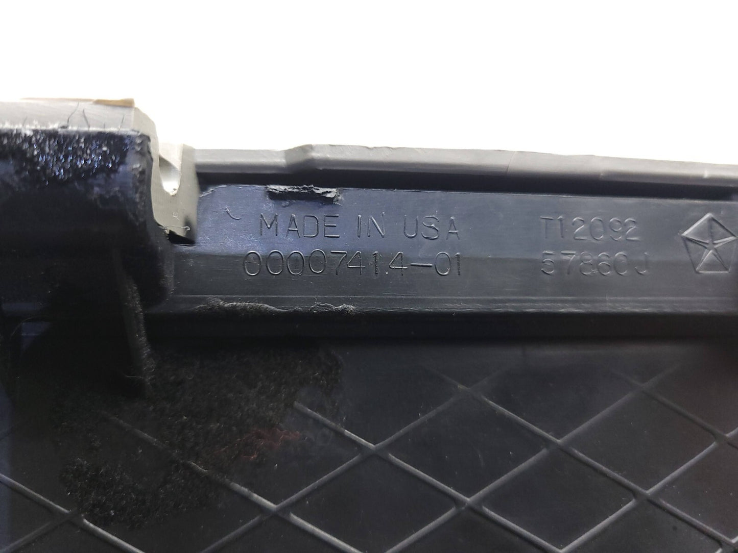 2012 Jeep Grand Cherokee Glove Box Door OEM 1tg14dx9ad