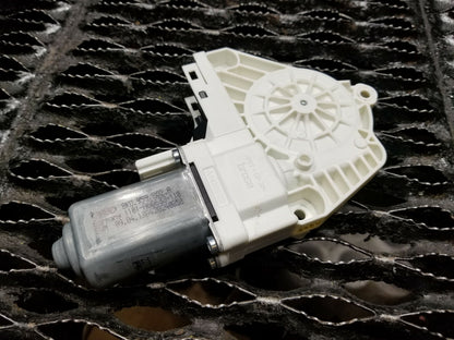 2013 2014 2015 2016 Audi A4 B8 Front Right Passenger Door Window Motor OEM