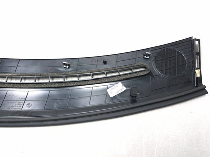 2018 Chrysler 300 Limited AWD Defrost Vent Panel OEM