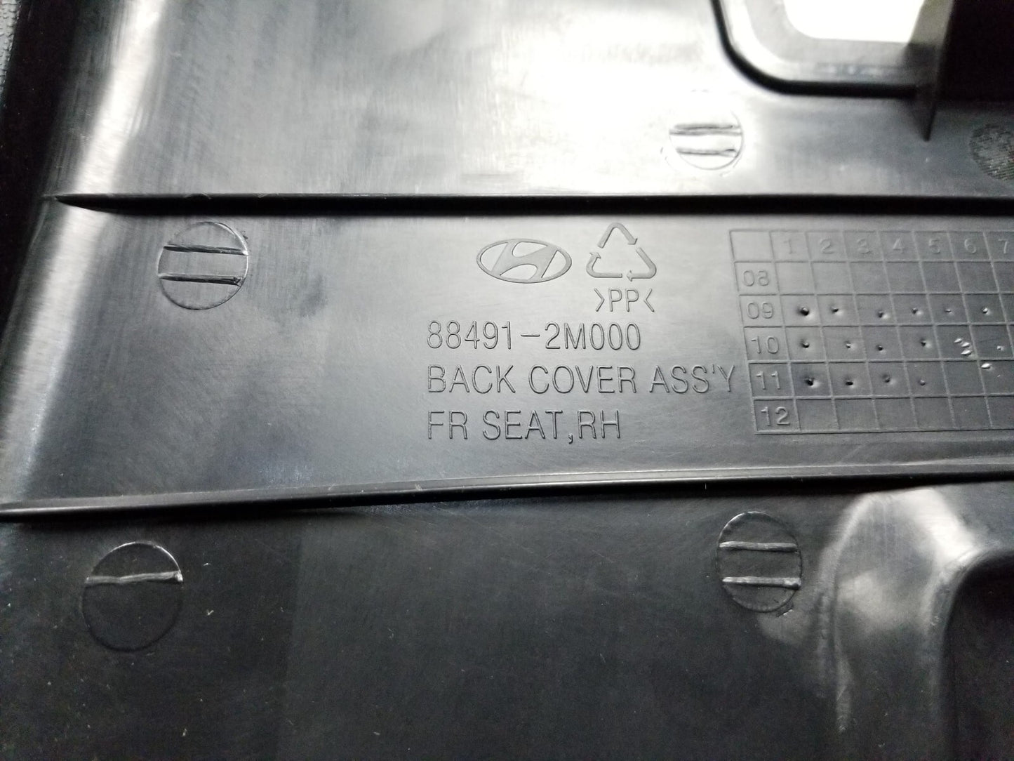 09-12 Hyundai Genesis Coupe Front Seat Back Backrest Cover Trim Passenger Rh OEM