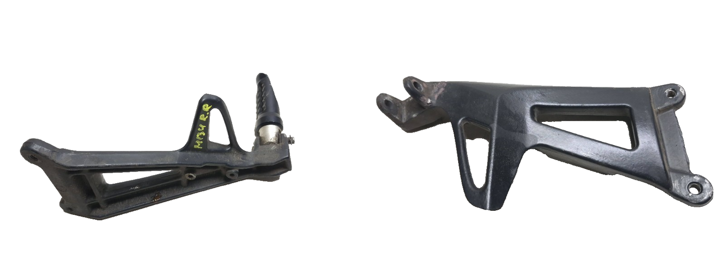 2000 Triumph Sprint St Rear Footrest Right & Left Pair OEM