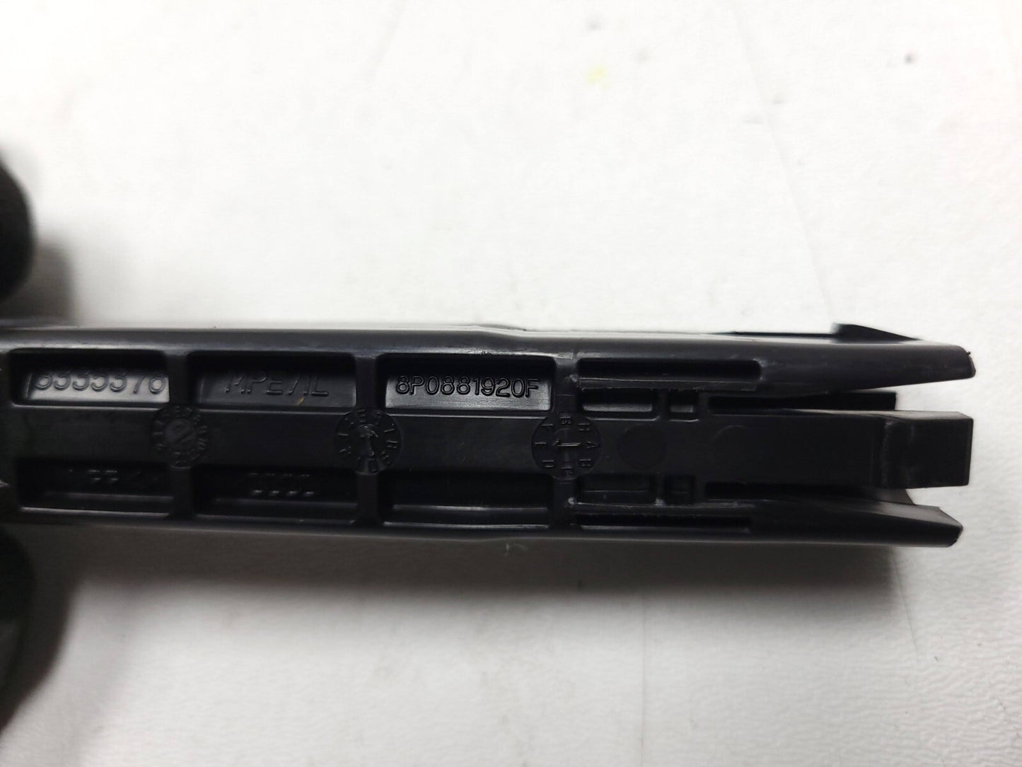 2015 Audi Q7 Front Seat Trim W/ Guide Sleeve Passenger Side Right 7 Pcs OEM