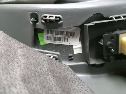 2005 Dodge Grand Caravan Door Panel Trim Front Right Passenger Side Oem✅