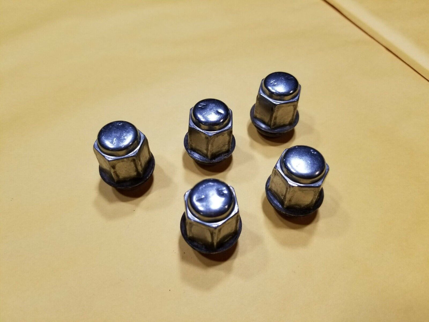 11 12 Dodge Caliber Wheel Lug Nut Bolt / Nuts Lugs Bolts 5pcs OEM