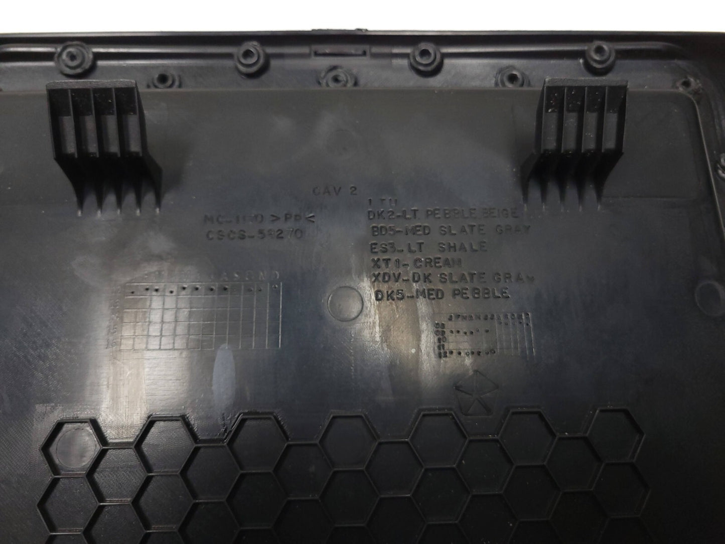 10 20 Dodge Grand Caravan Front Seat Trim Cover Panel Passenger Side Right OEM