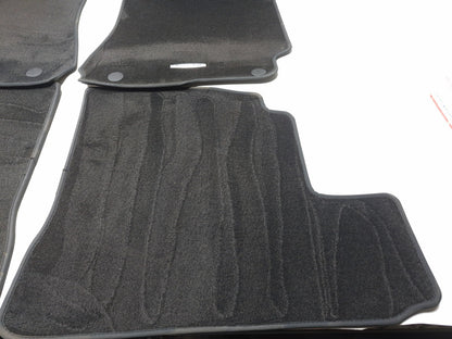 2010 Mercedes S400 Floor Mat Carpet 4 Pcs OEM