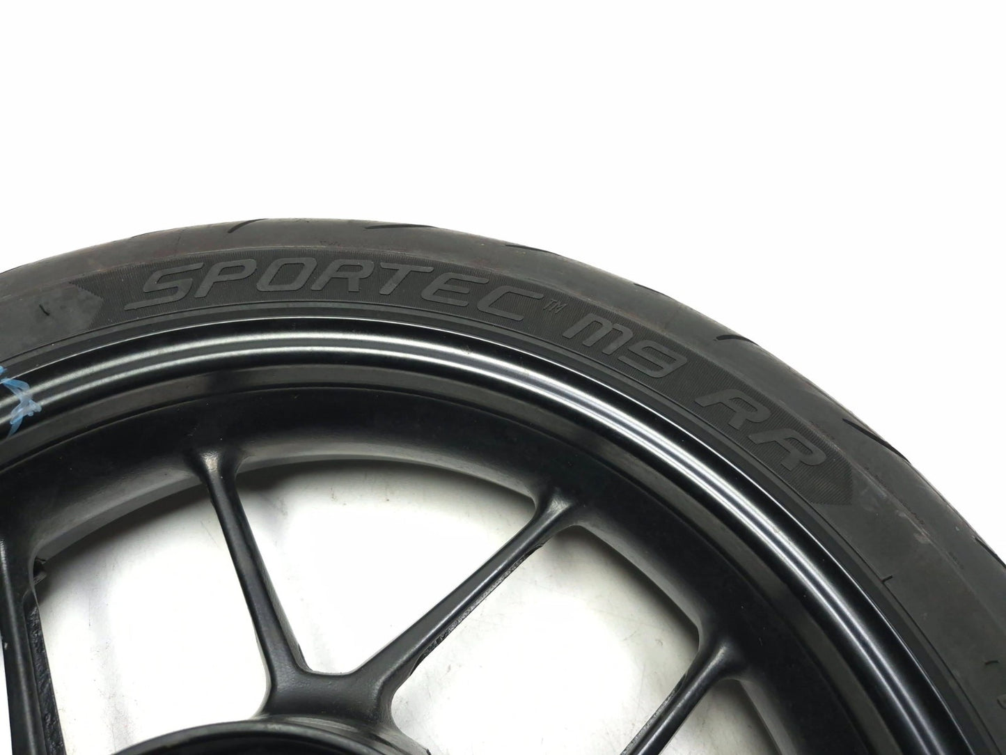 2024 Triumph Speed 400 Rear Wheel Rim W/ Tire 150/60/zr17 Metzeler OEM