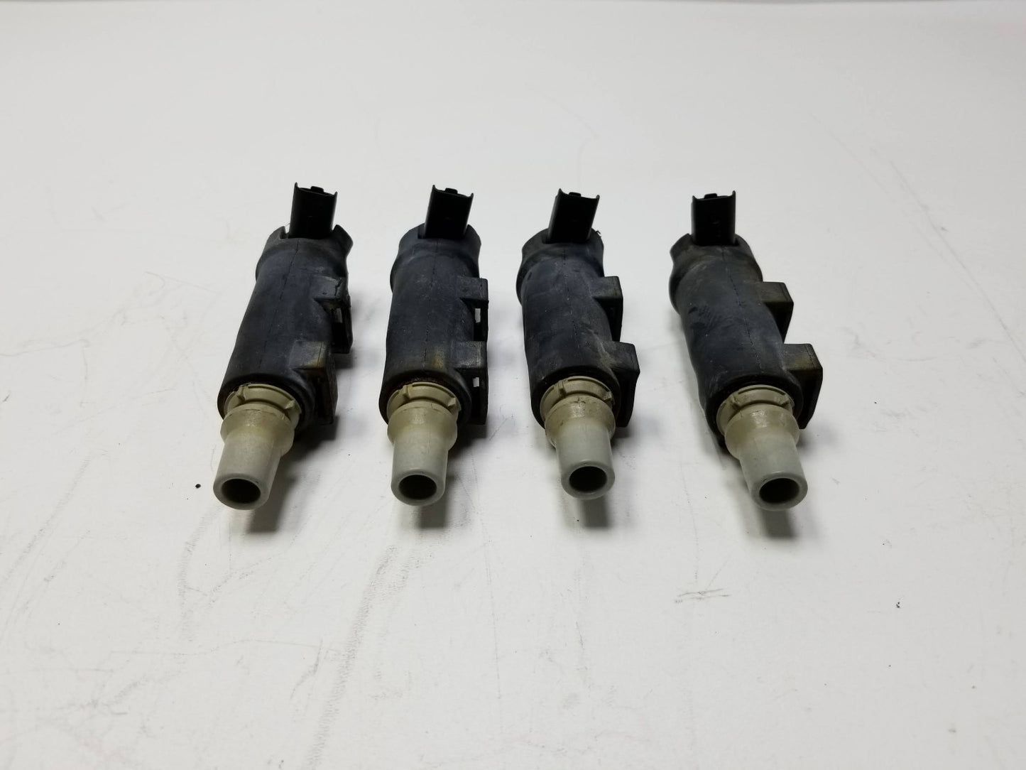 2002 Aprilia Rst 1000 Futura Fuel Gas Petrol Injector Injection Nozzle 4 Pcs OEM