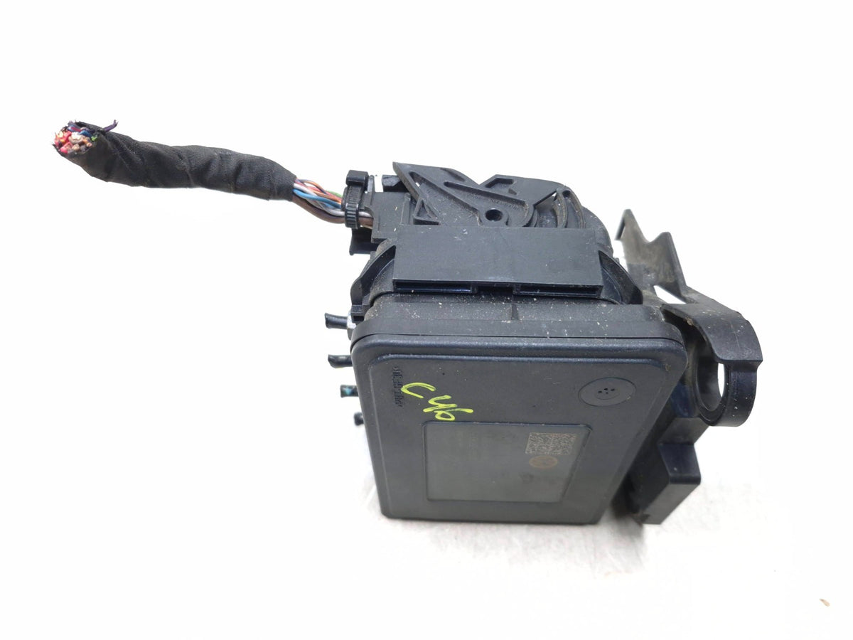 2015 Volkswagen Golf ABS Anti Lock Brake Pump OEM