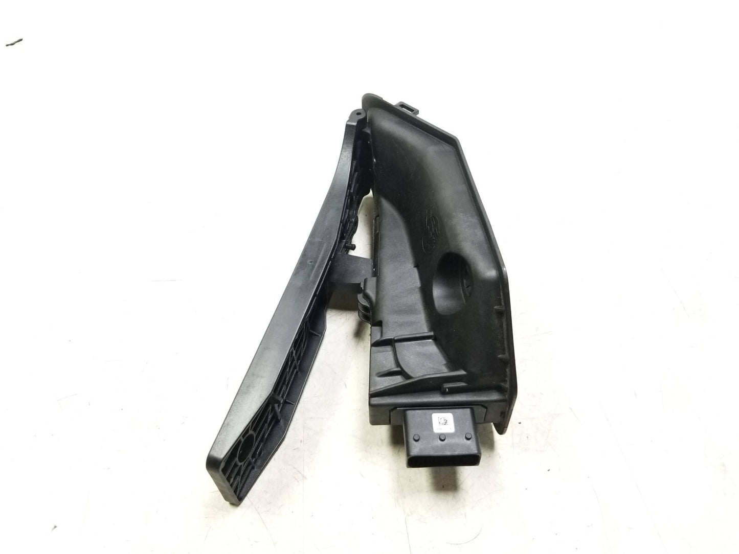 2017-2023 Alfa Romeo Stelvio Pedal Accelerator OEM