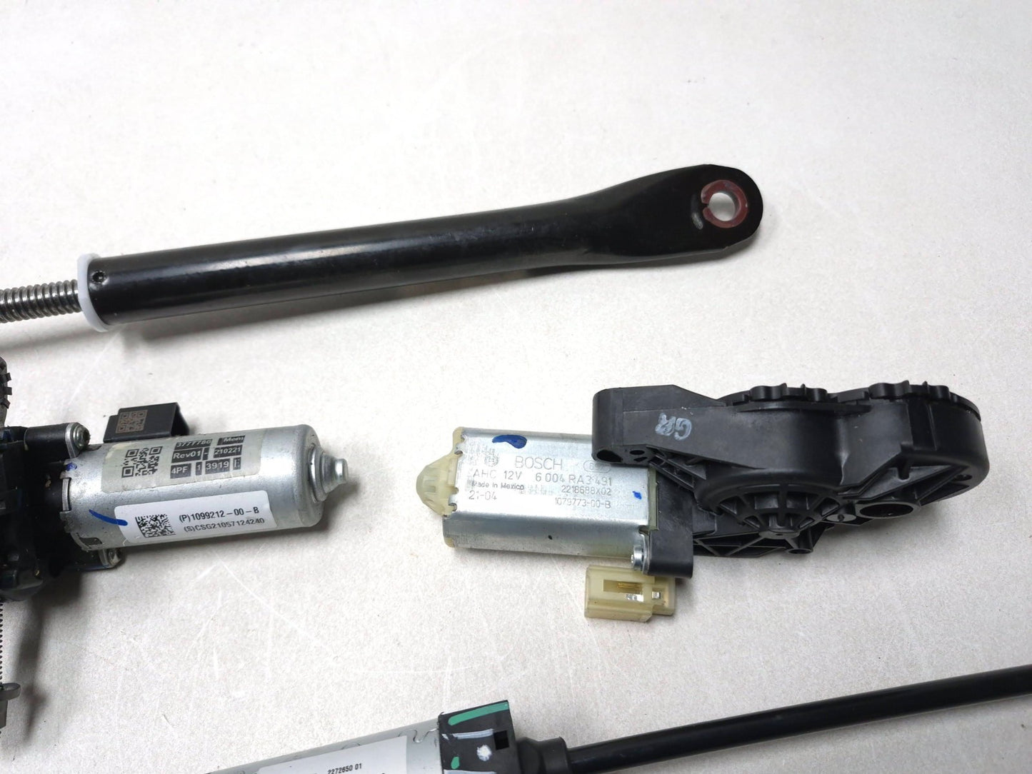 2021 Tesla Model 3 Front Left Driver Seat Power Motor 4pcs OEM