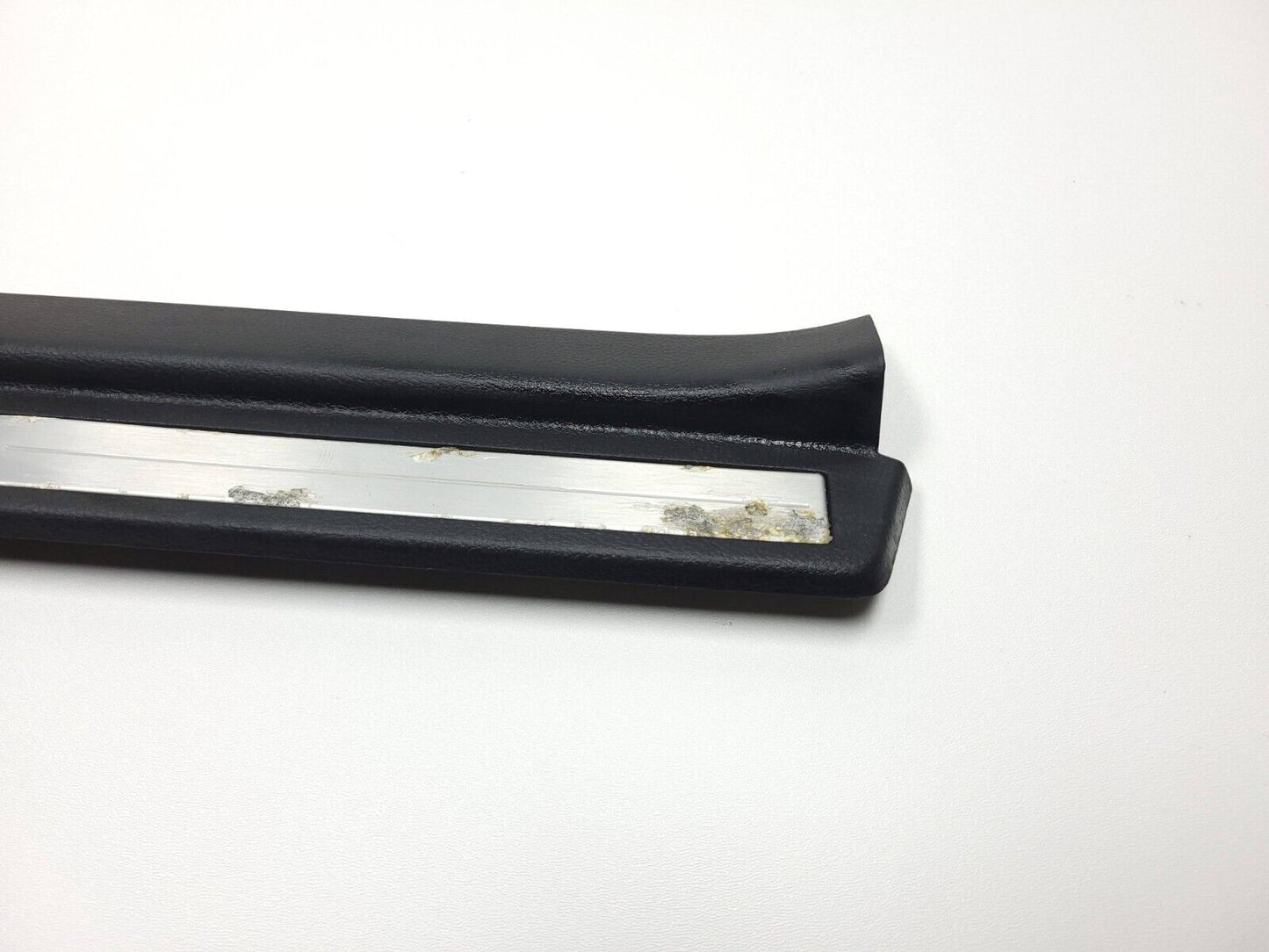 04 05 06 07 08 Maxima Front Left Driver Interior Scuff Plate Trim OEM