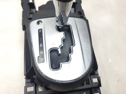 2007-2010 Mitsubishi Outlander Automatic Transmission Gear Shifter  OEM
