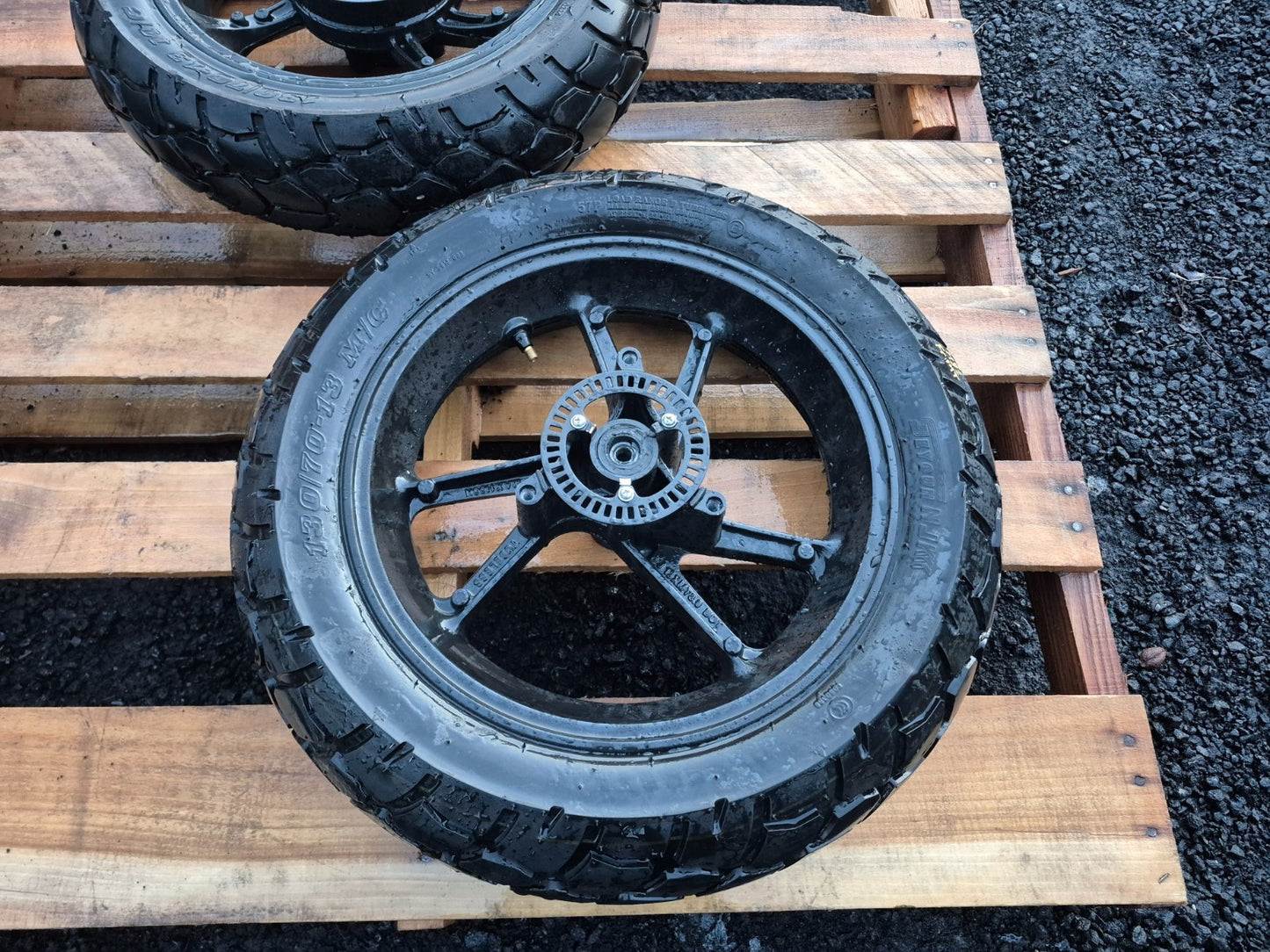 2023 Qianxin Fy200t Rear & Front Wheel W/ Tire Pair 130/70/13 OEM