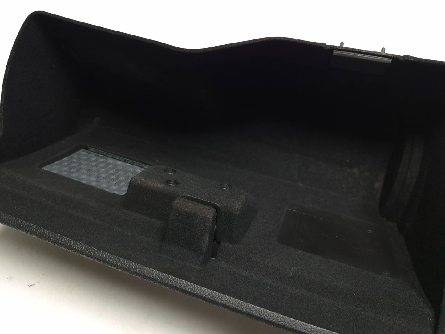 2013 Cadillac Escalade Esv Dashboard Lower Glove Box OEM