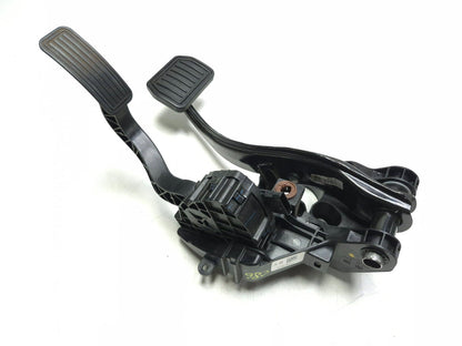 2020 Tesla Model 3 Y Brake And Accelerator Gas Pedal & Bracket OEM