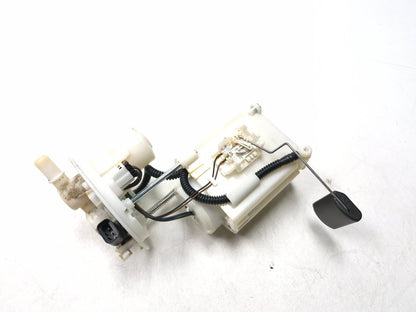 2014 Hyundai Accent Fuel Pump 1.6l OEM 31110-1r500