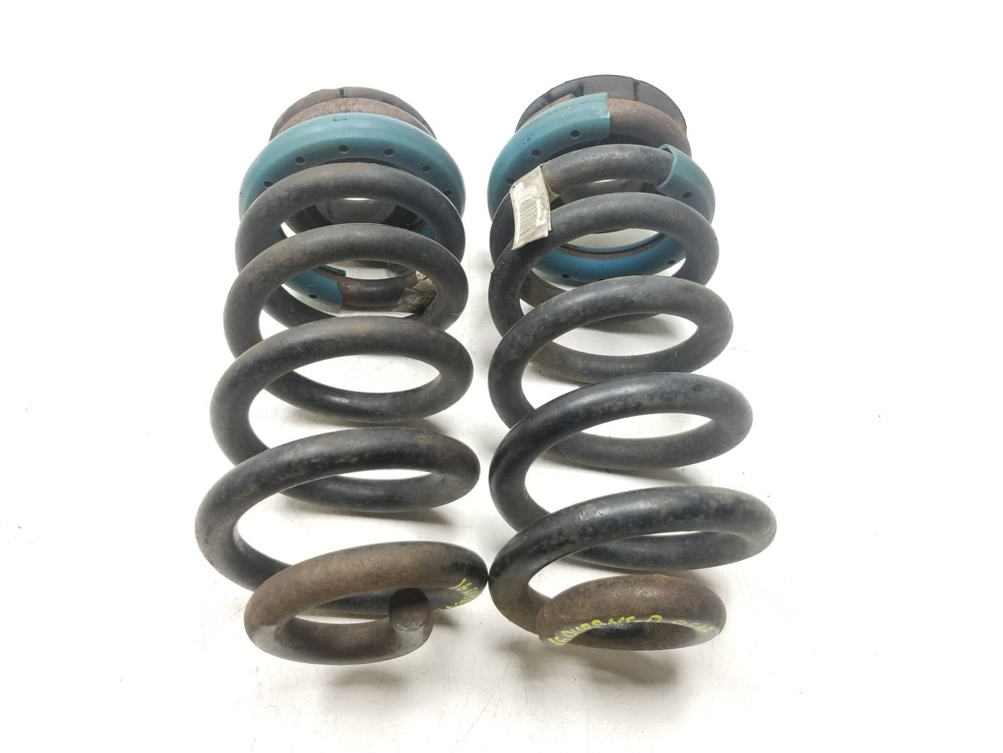 2016 Dodge Durango Rear Coil Spring Left & Right OEM