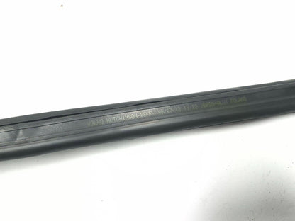 2013 Volvo S60 Front Door Weatherstrip Seal Right Passenger Side Pair OEM