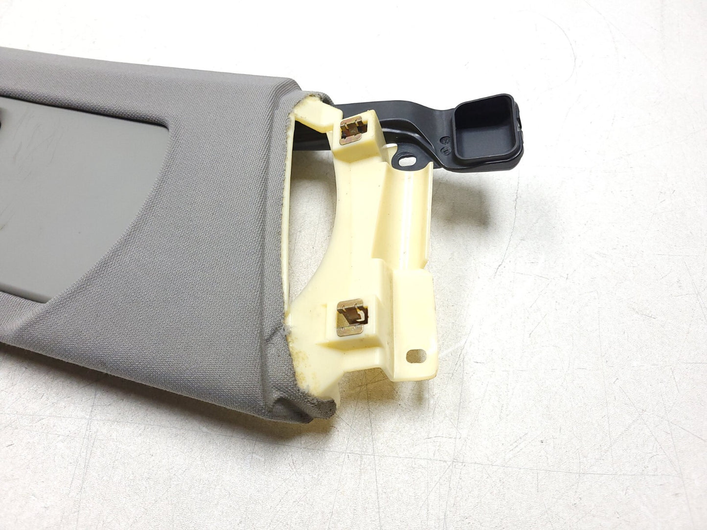 2004 - 2010 Audi A8l A8 S8 B Pillar Upper Trim Left & Right OEM