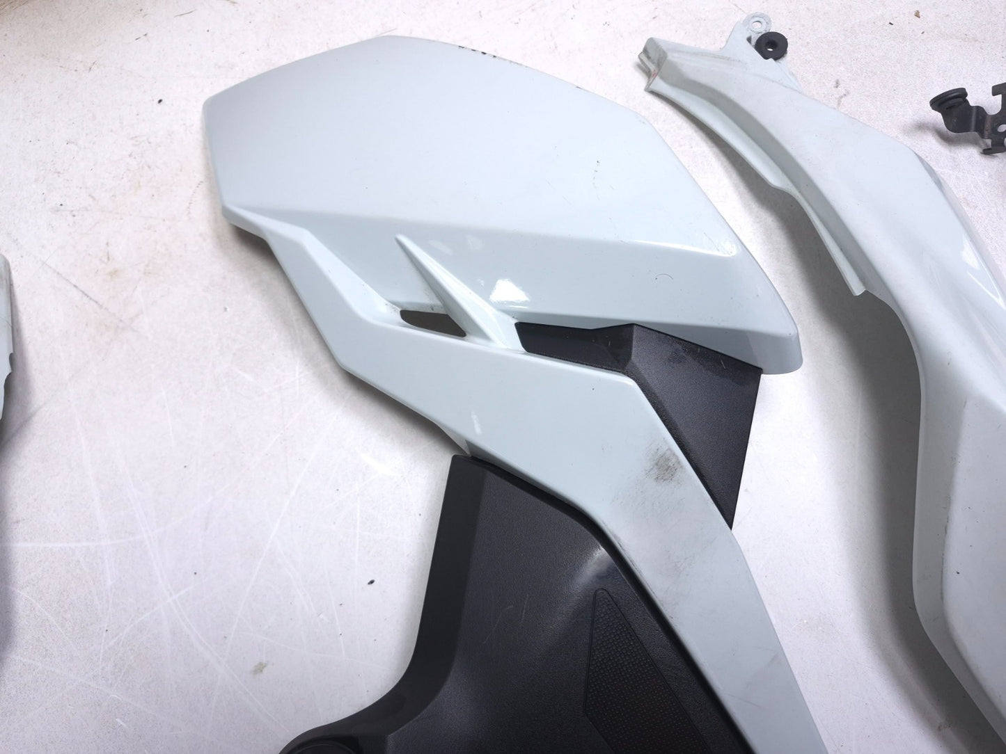 2023 Kawasaki Er400 Z400 Fairing Body Panel 6pcs OEM