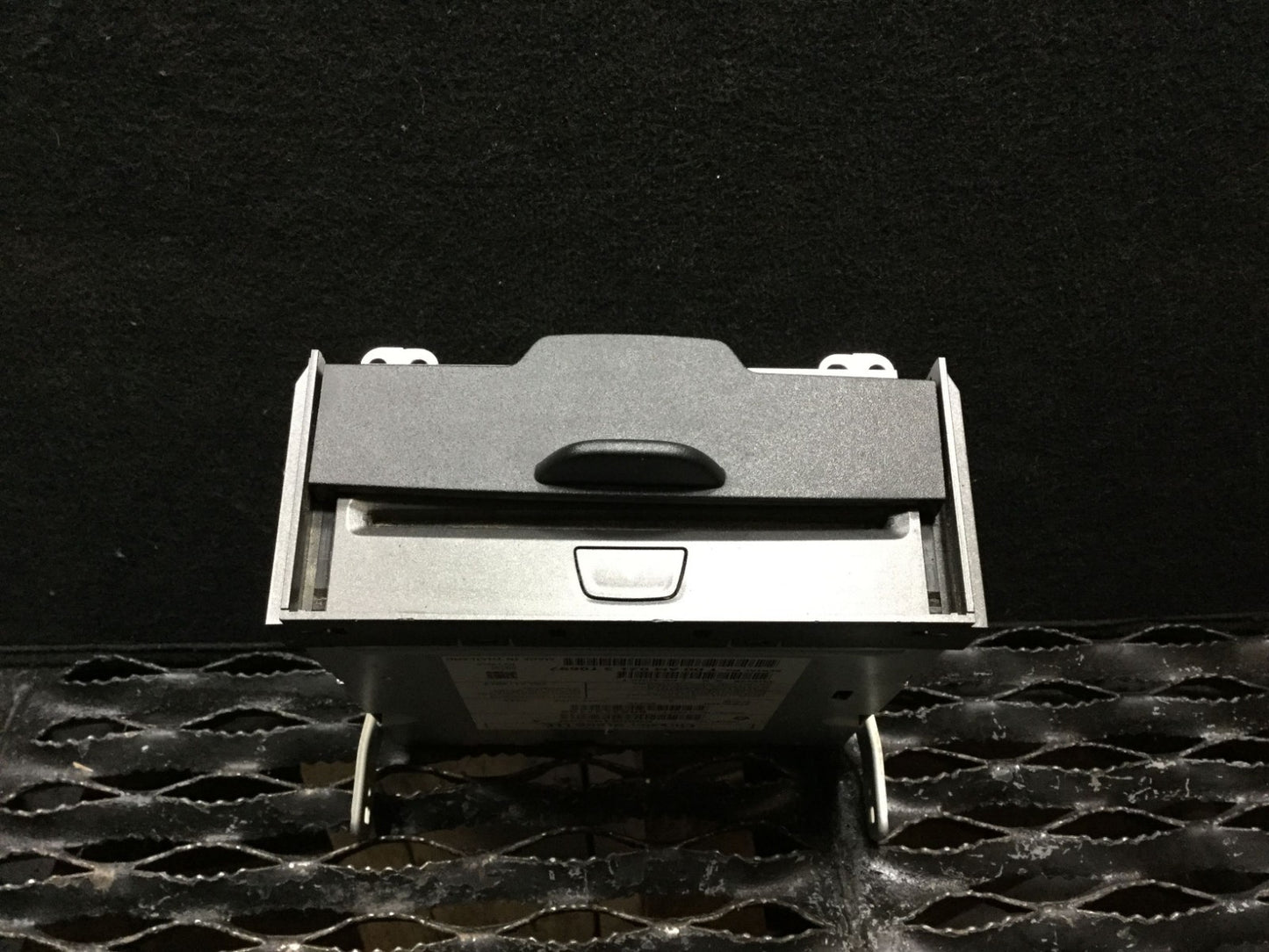 2013 Dodge Dart Center Console Dvd Player OEM