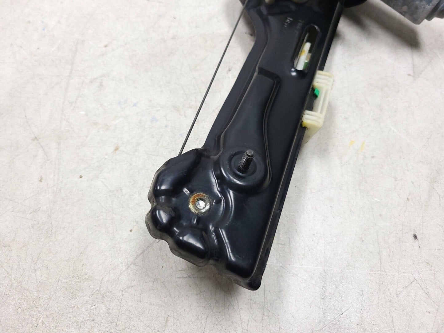 2009 - 2013 BMW X5 E70 Window Regulator & Motor Front Driver Side Left OEM