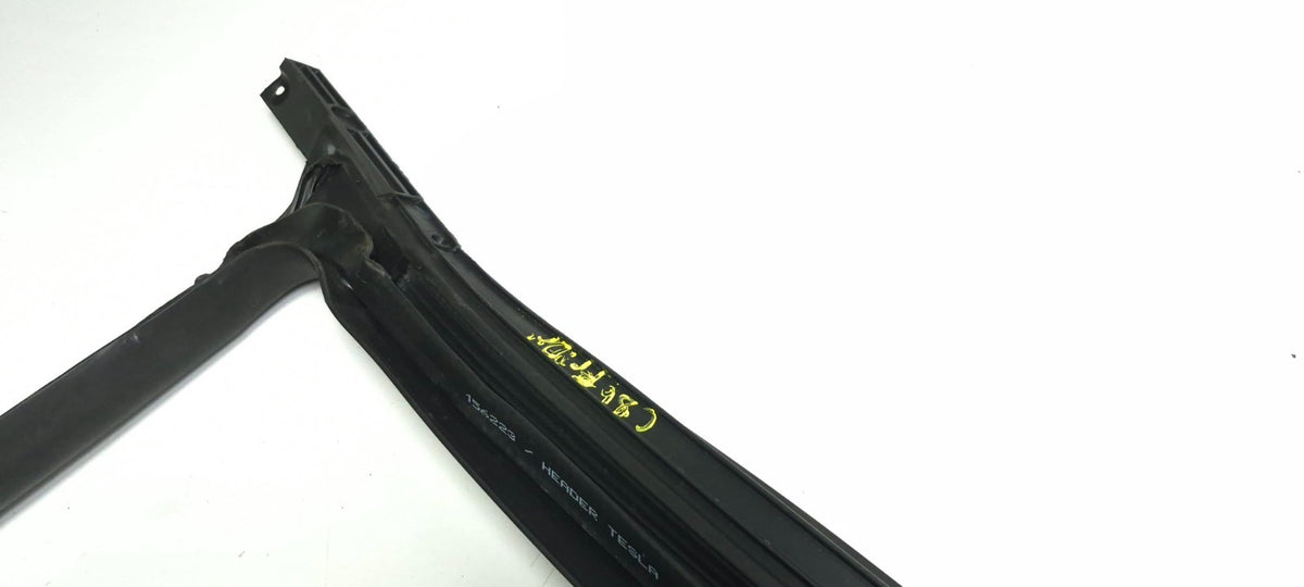 2020 Tesla Model 3 Front Left Driver Door Body Weatherstrip Seal OEM