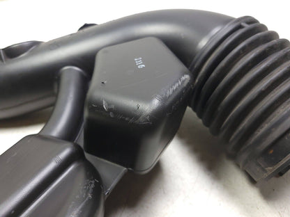 2016 - 2022 Dodge Durango Engine Air Intake Hose Pipe 3.6l OEM